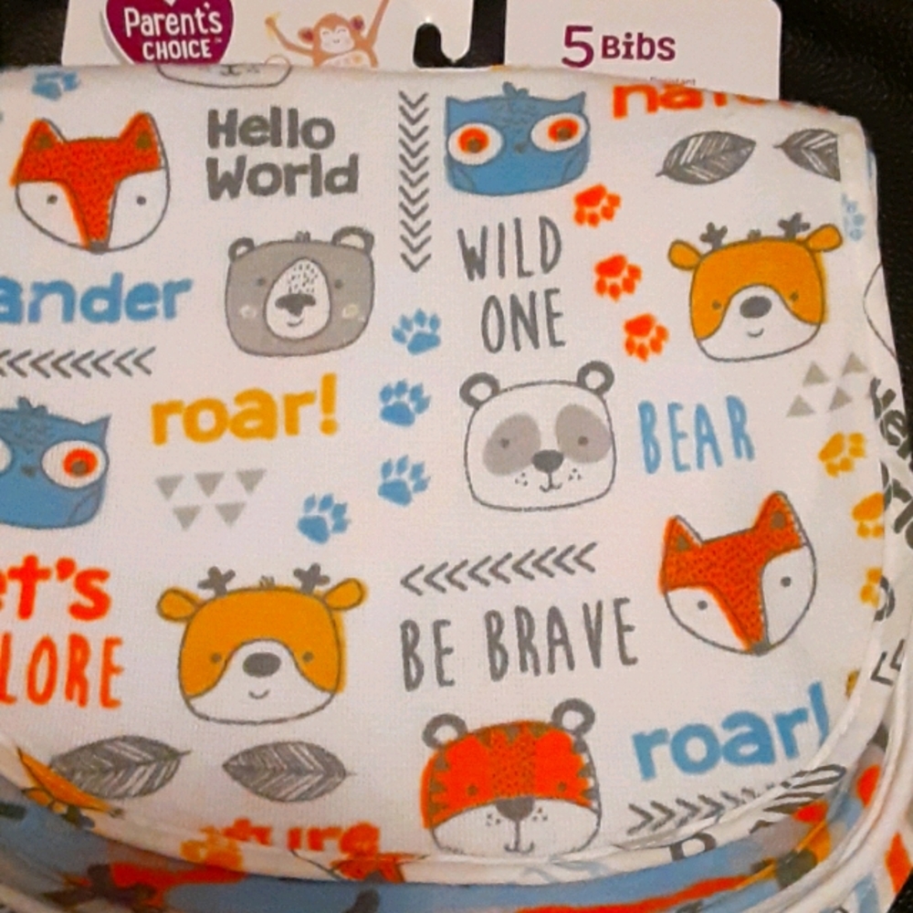 5 pack of baby bibs